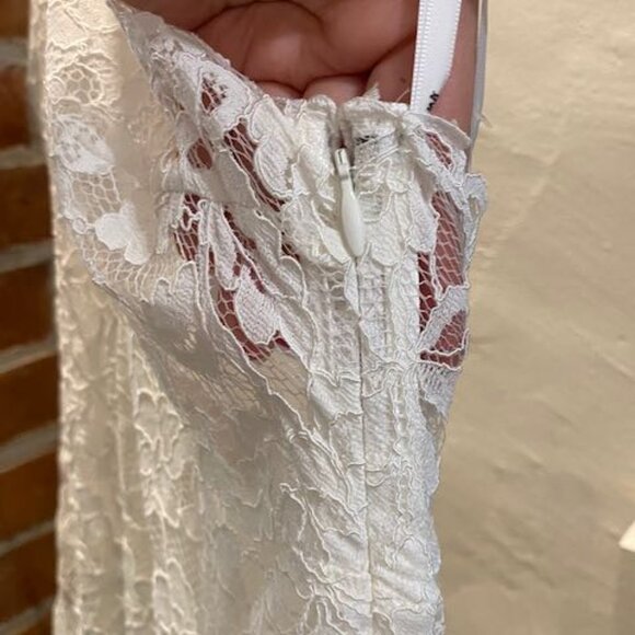 Verity Gown - Picture 10 of 15